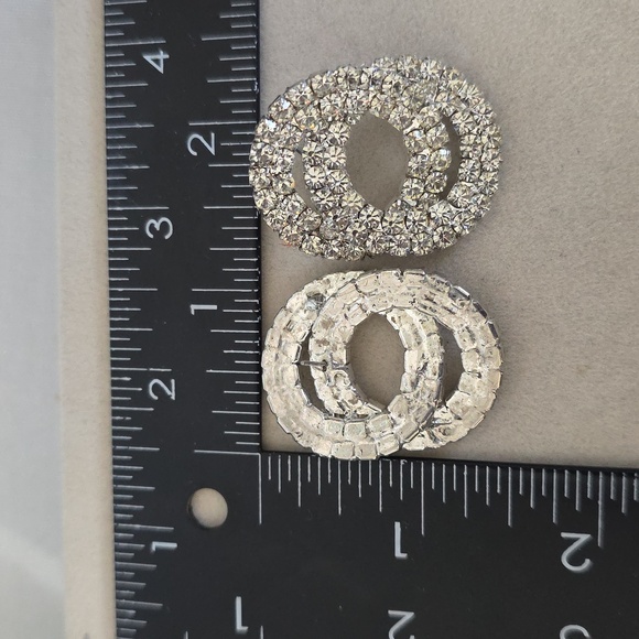 Statement Silver Interlocking Circles With Clear Rhinestones - Picture 9 of 9